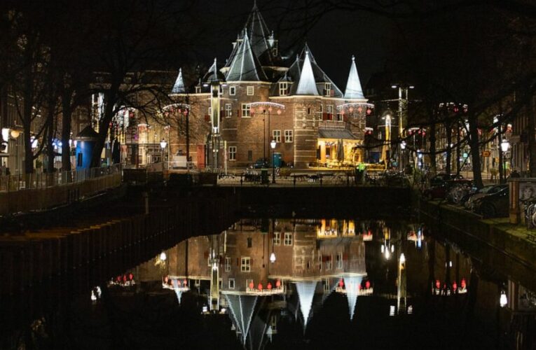 Dutch lawmakers debate new law backing coronavirus curfew