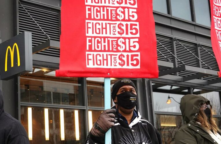 She makes $10 an hour. Here’s what she thinks of the $15 minimum federal minimum wage