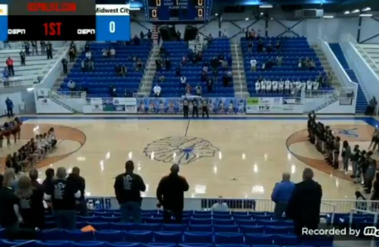Announcer who hurled racist insults at a high school basketball team has issued an apology