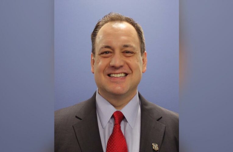 Georgia prosecutor investigating Trump hires new evidence expert