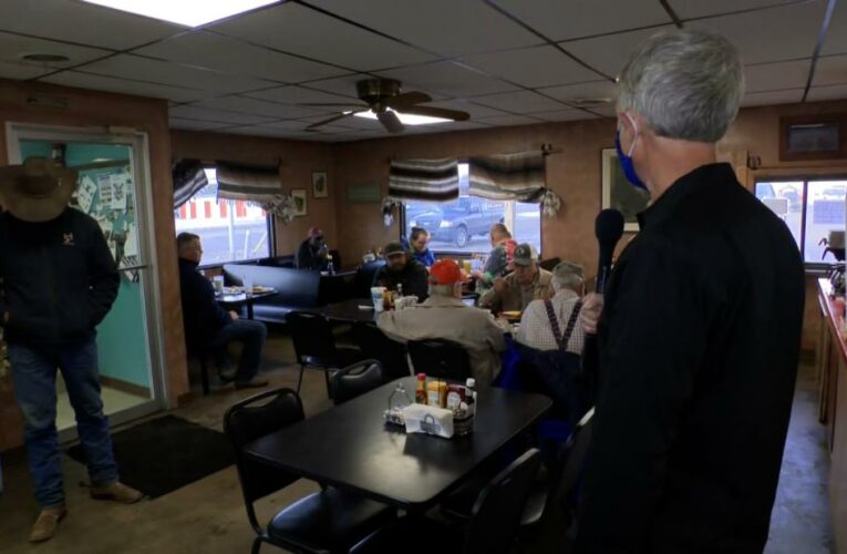CNN reporter asks entire restaurant about vaccine. See their response