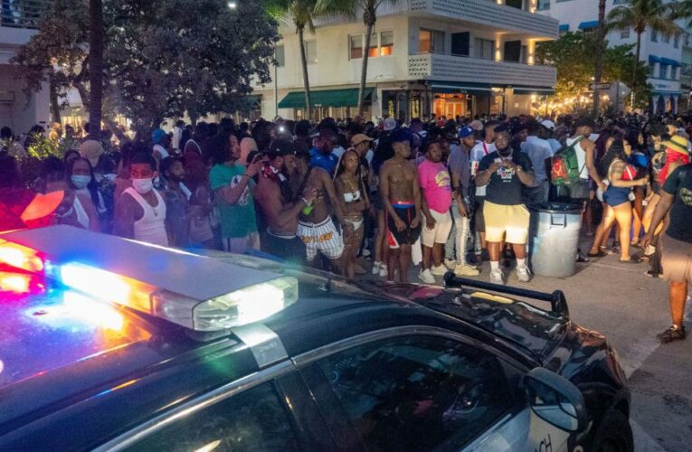 Miami Beach officers shoot pepper balls into spring break crowds