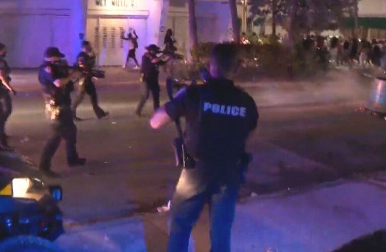 ‘Stunning pictures’: Anchor reacts to crowds in Miami Beach