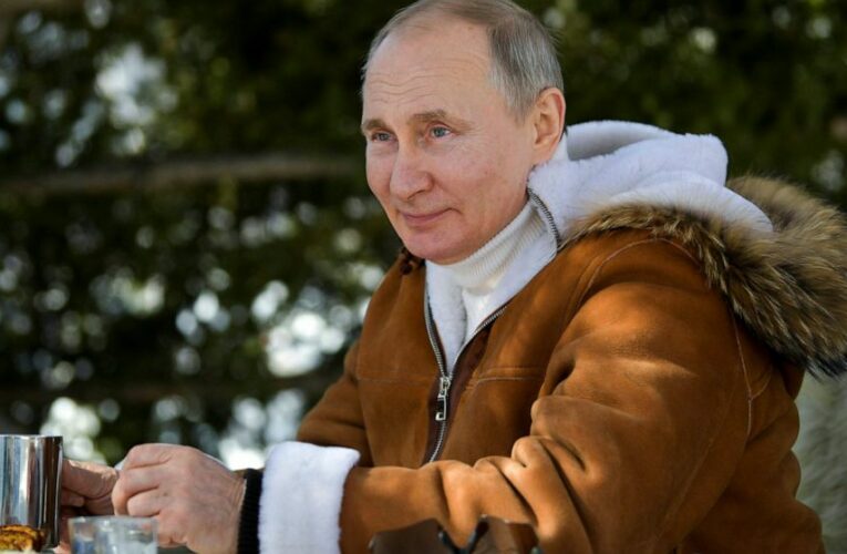 Putin to get coronavirus vaccine shot in Russia on Tuesday