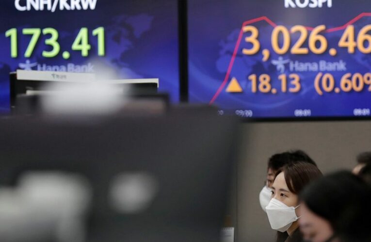 S&P 500 returns to a record high after best day in weeks