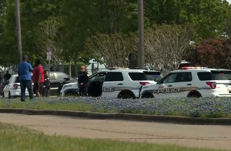 ‘He’s on the loose somewhere’: Cops still searching for gunman