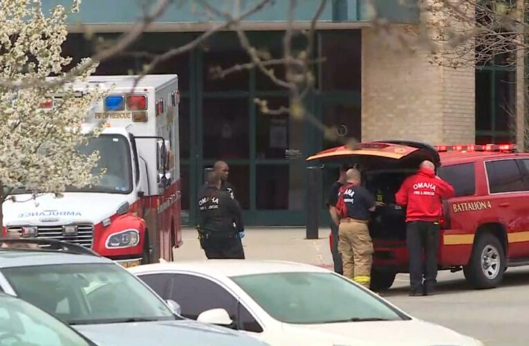 One killed, one wounded in shooting at a Nebraska mall