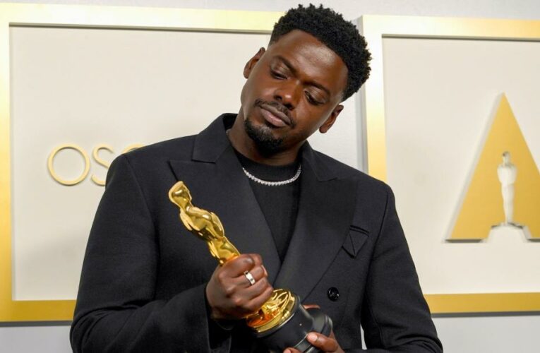 See the best moments from the 2021 Oscars
