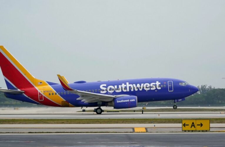 US airline bailout helps Southwest post $116 million profit