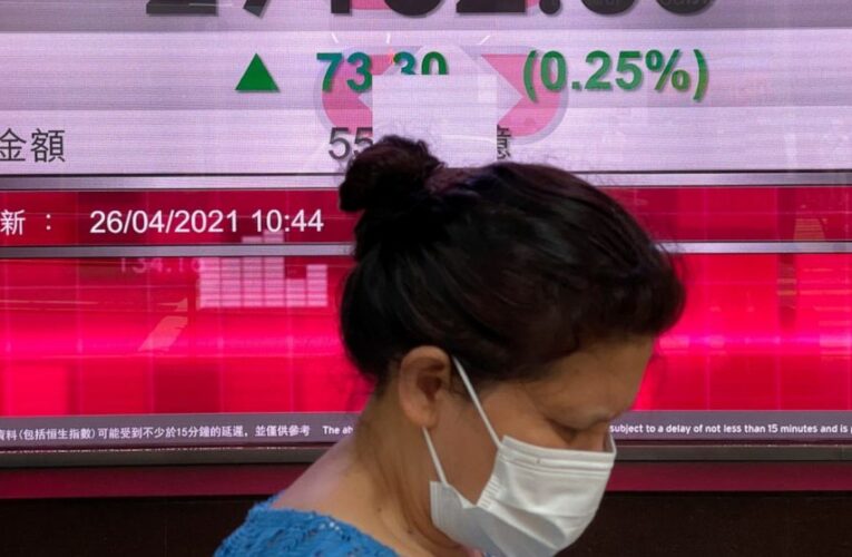 Stocks move higher ahead of a busy week of company earnings