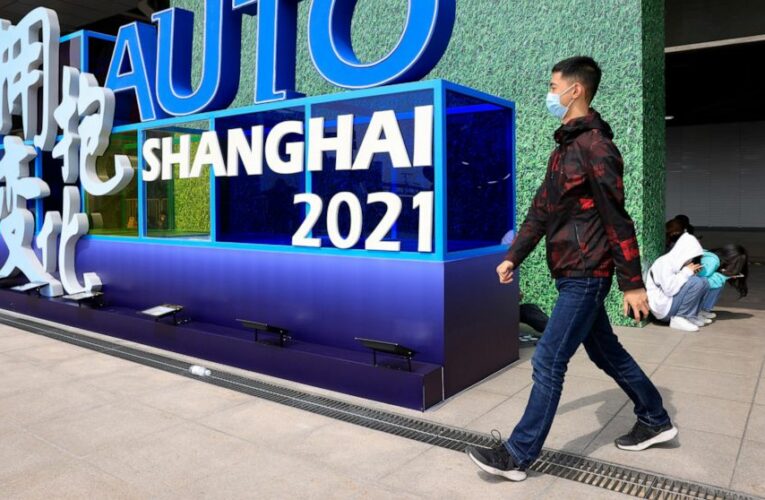 VW, Ford unveil SUVs at China auto show under virus controls