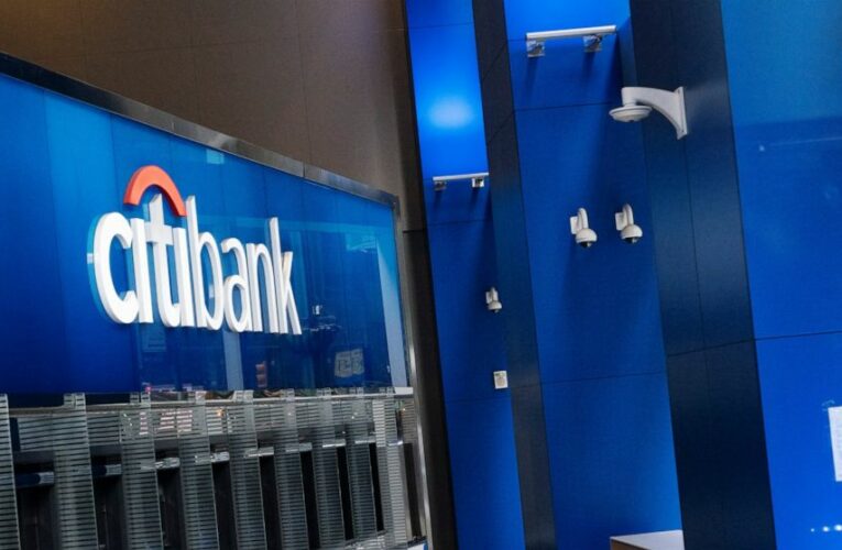 Citigroup profit triples in 1Q, tops estimates; revenue down