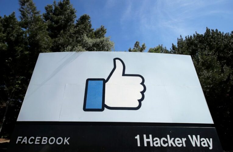 Facebook removes accounts tied to Iranian exile group