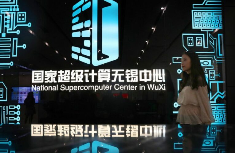 US sanctions Chinese computer makers in widening tech fight
