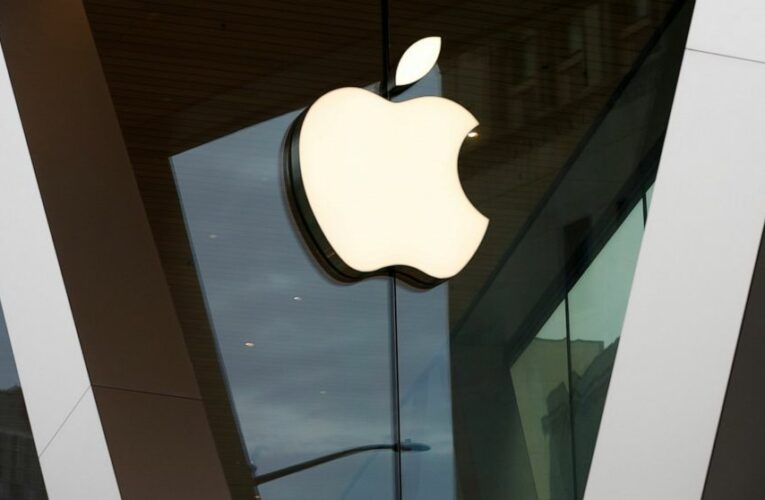 Apple unveils new products, schedules privacy crackdown
