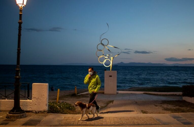 Greece to reopen tourism services on May 15