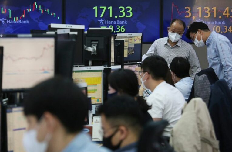 Asian stocks mixed after lackluster day on Wall Street