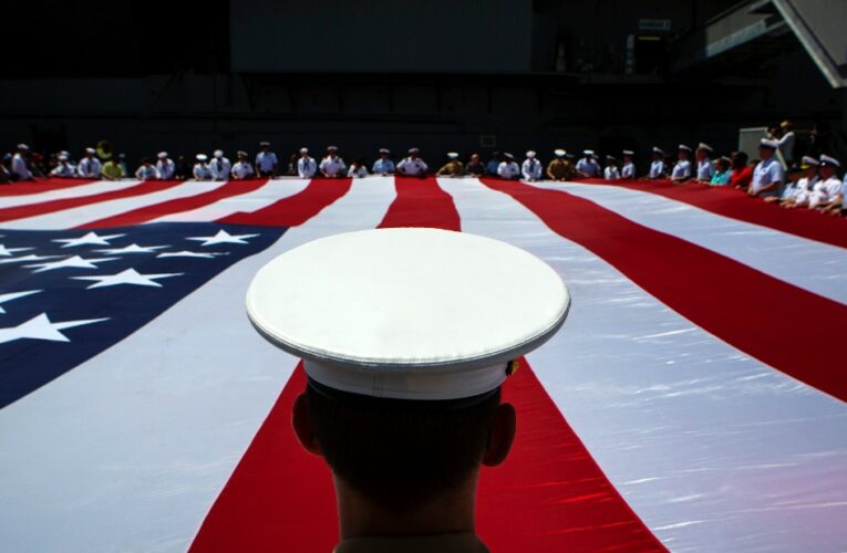 The difference between Memorial Day and Veterans Day