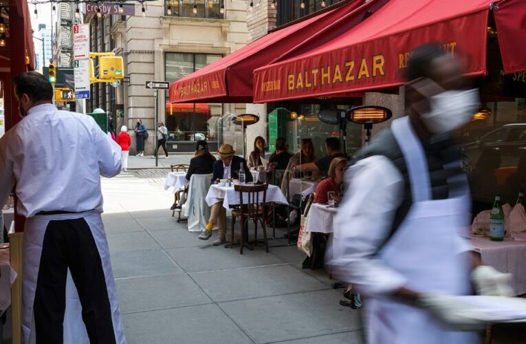 Not reaching herd immunity by the fall could have dire consequences, medical expert says