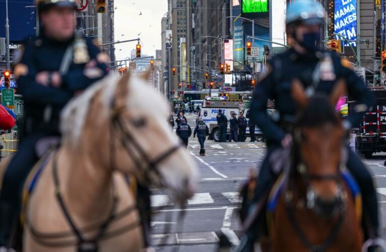 New York: Two women and a 4-year-old girl wounded in Times Square shooting, NYPD says