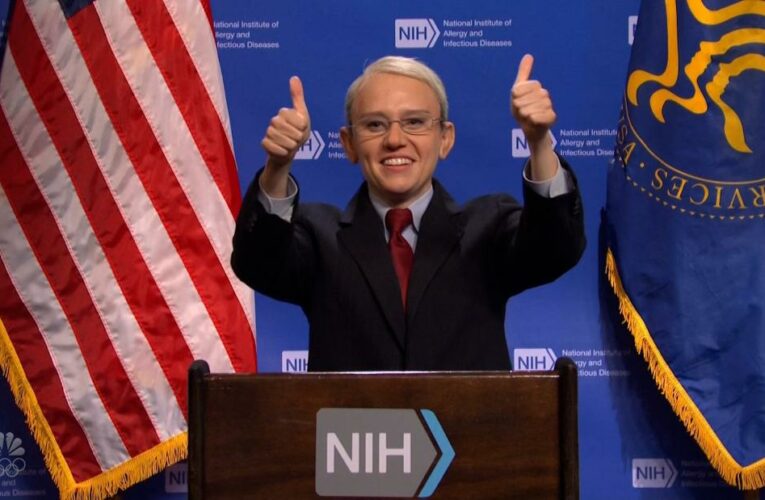 ‘SNL’ goes over the new mask rules in cold open