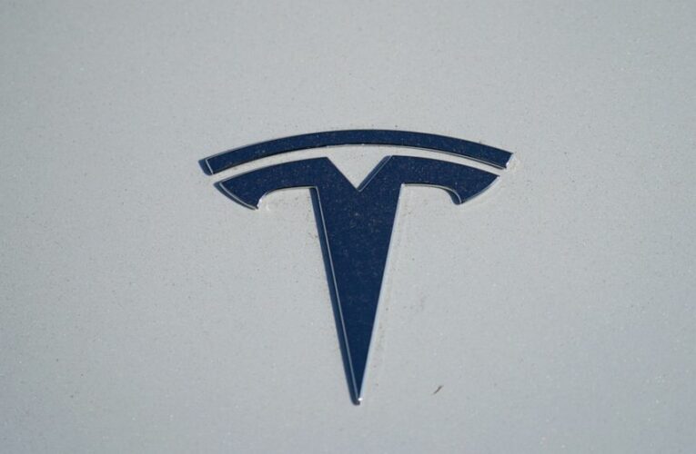 Safety ratings yanked after Tesla pulls radar from 2 models