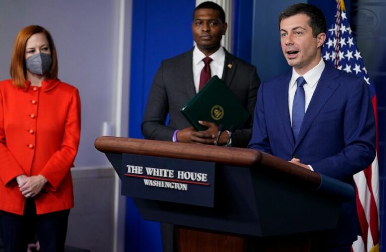 Biden saw political peril, opportunity in pipeline shutdown