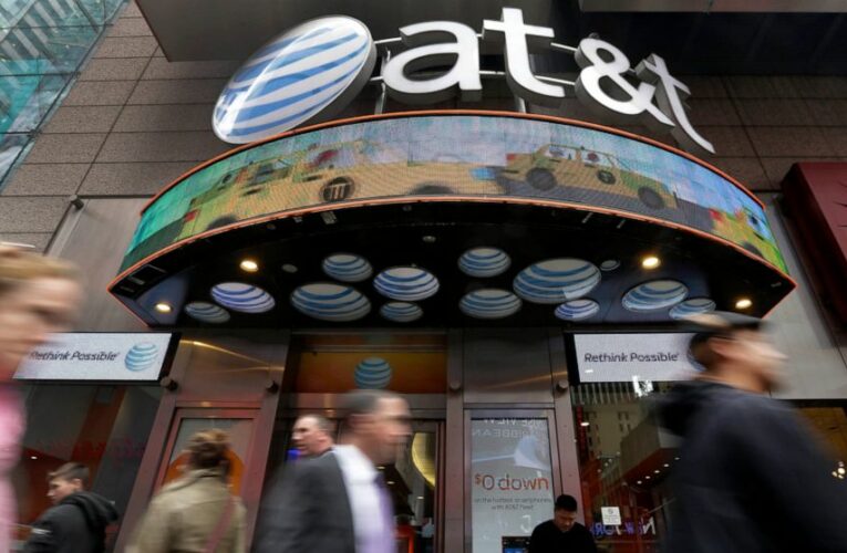 EXPLAINER: How AT&T-Discovery deal affects consumers, rivals
