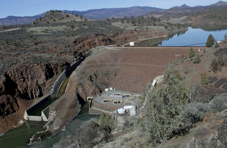 Severe drought crisis deepens along Oregon-California border