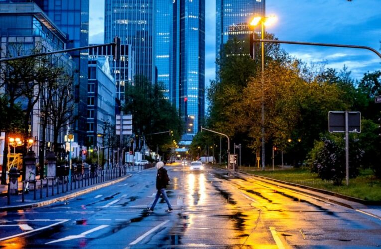 German investors increasingly optimistic as COVID cases fall