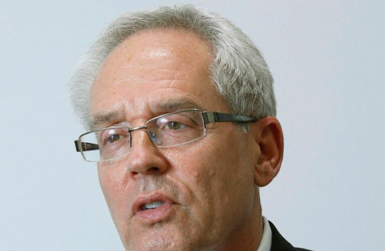 American tells Japan court he worked for Nissan’s interests