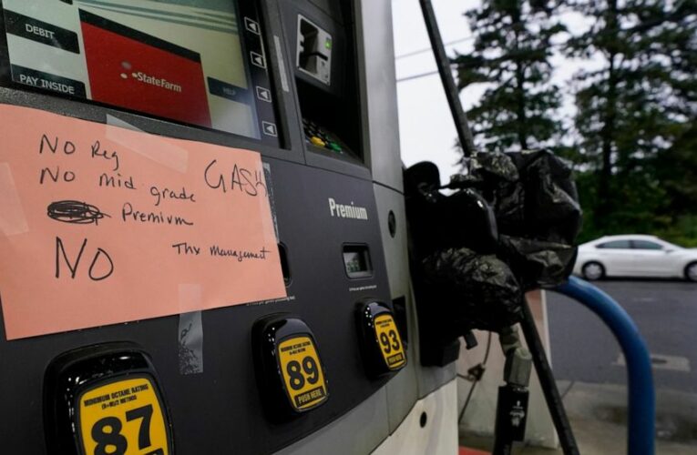 Conservatives seize on gas crunch to blame Biden, stir base