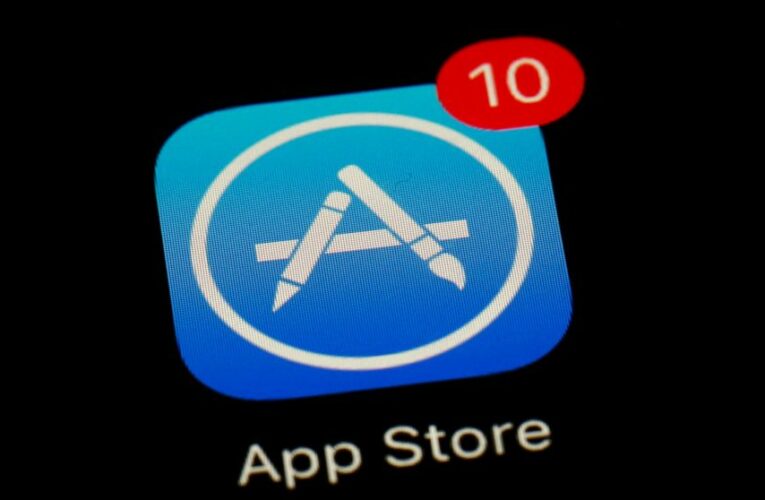 Apple holds edge in app store trial despite nagging issues