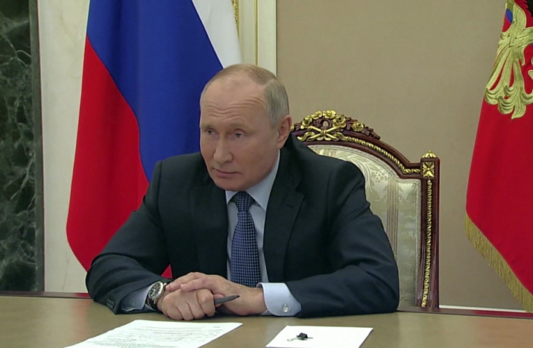 Hear Putin offer rare praise for President Biden