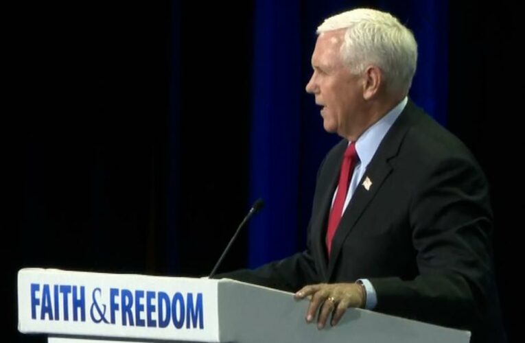 Mike Pence heckled at conservative conference