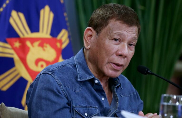 Philippine President threatens to jail those who refuse vaccine