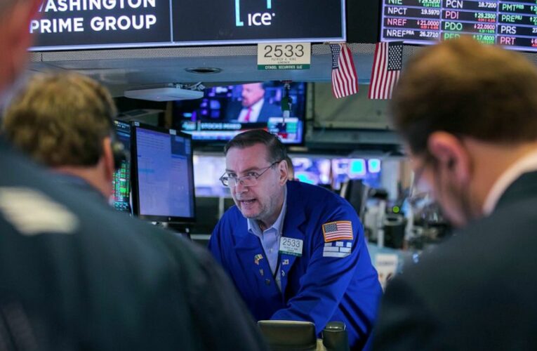 Stocks lower as inflation, retail sales data disappoints