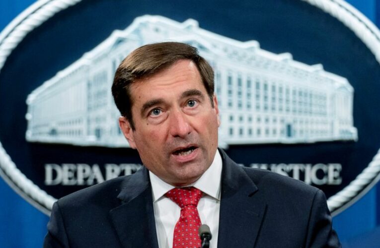 Justice Department to tighten rules on seizing Congress data