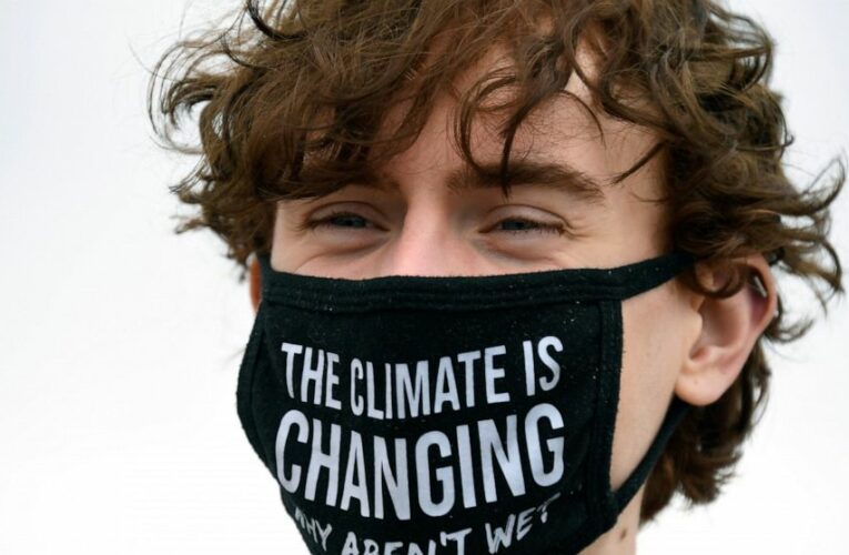 Experts: UK is losing race to adapt to climate change