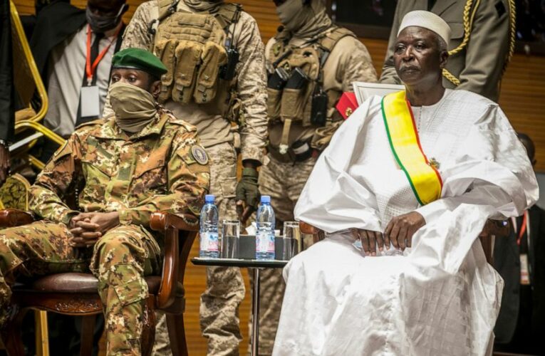Mali junta leader sworn in as president after 2nd coup