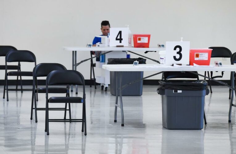 Analysis: Unvaccinated Americans under mounting pressure