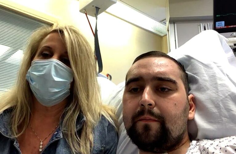 24-year-old gets double-lung transplant because of virus