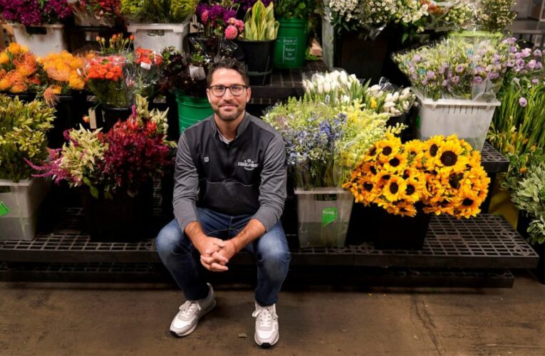 $15 wage becoming a norm as employers struggle to fill jobs