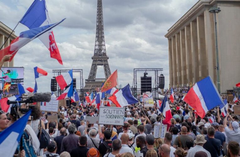 French parliament OKs restaurant COVID pass, vaccine rules