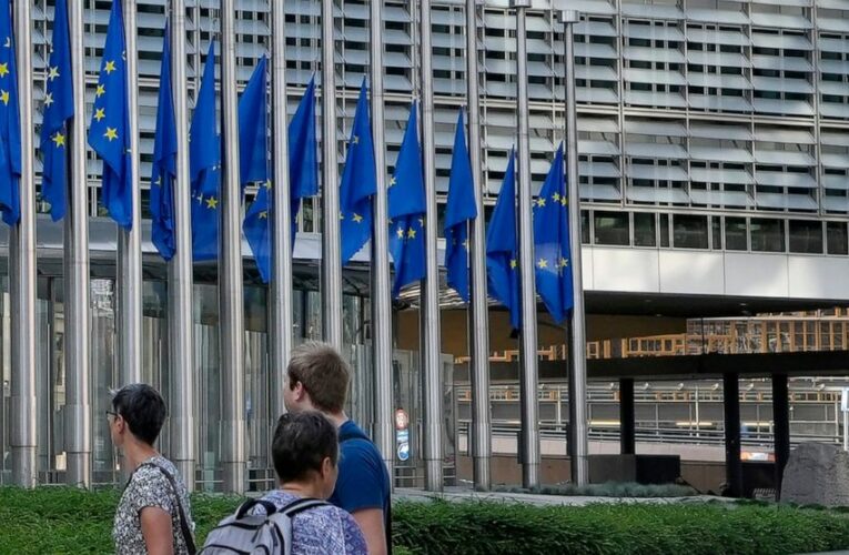 ECB says ultra-low rate benchmarks to remain in force