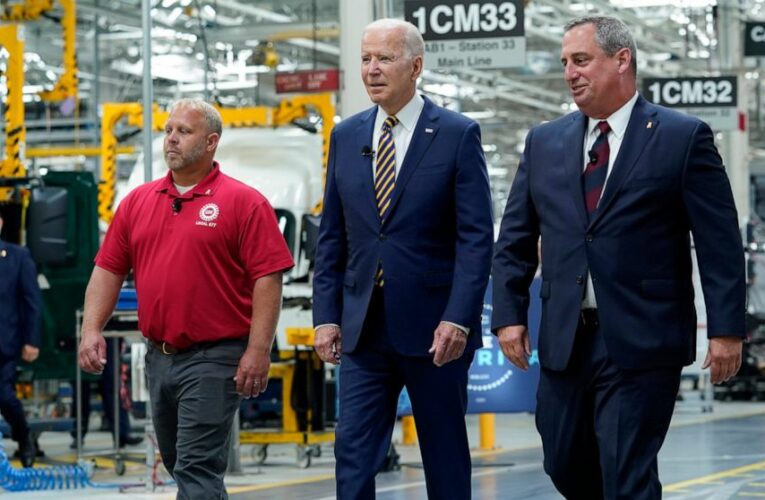 Biden woos working class with new ‘buy American’ efforts