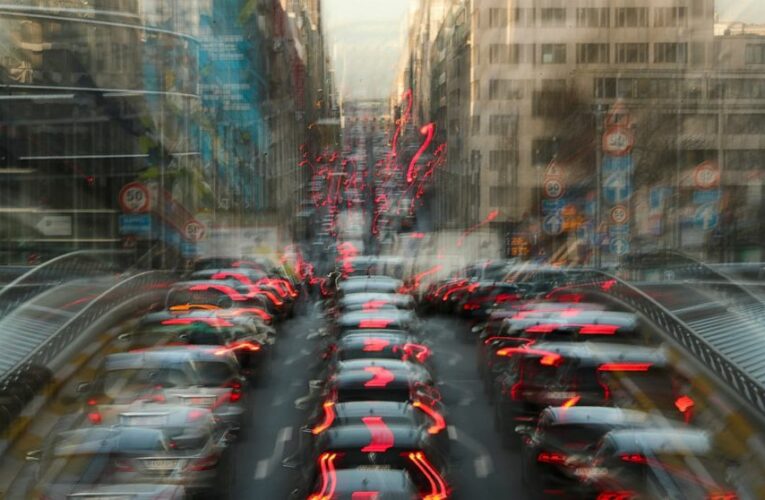 EU fines 4 German car makers $1B over emission collusion