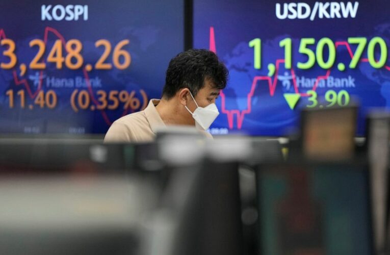 Asia stocks advance, tech giants rally after Fed report