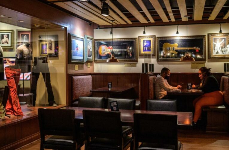 New Yorkers will be required to provide proof of vaccination to dine in restaurants, work out in gyms and enter indoor entertainment venues