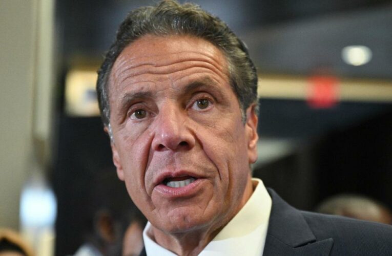See the gesture Gov. Cuomo is defending
